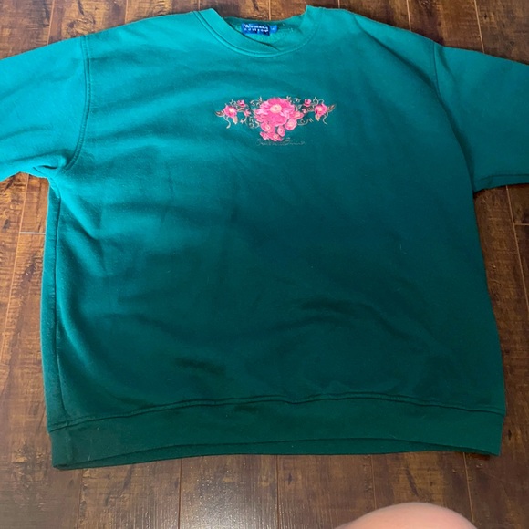 Womans edition large green crewneck - Picture 1 of 4